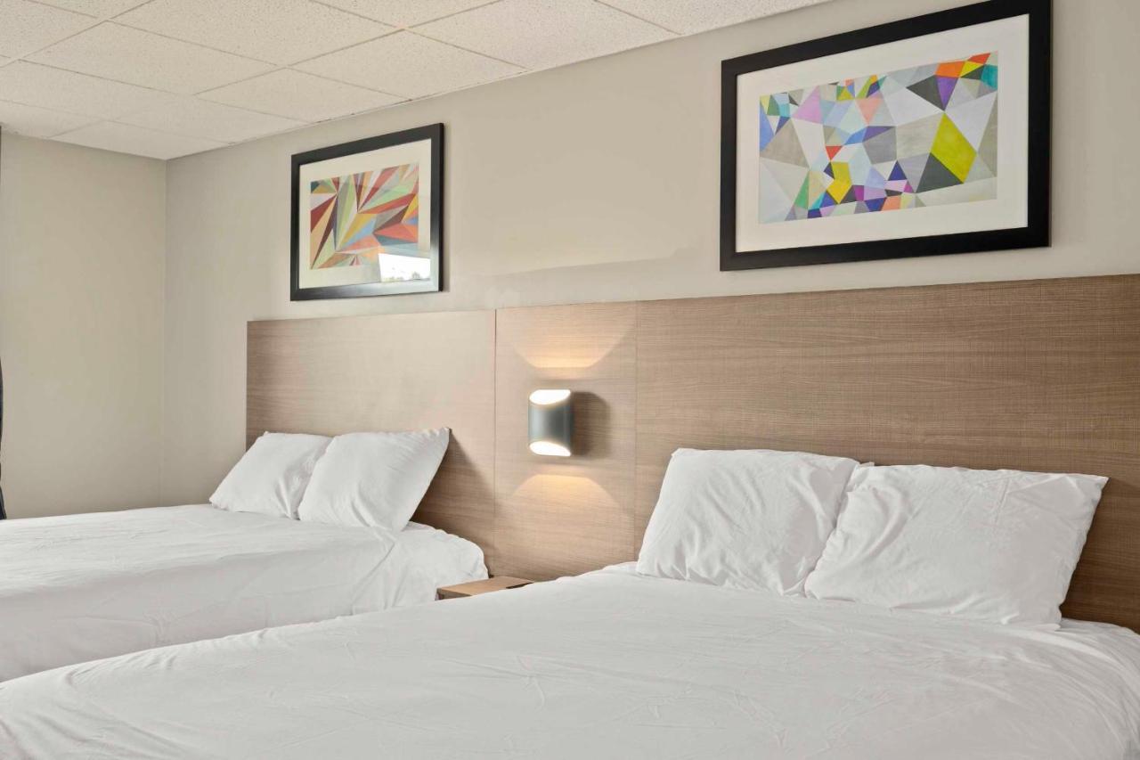 The Elmwood Motel Waterville Bagian luar foto