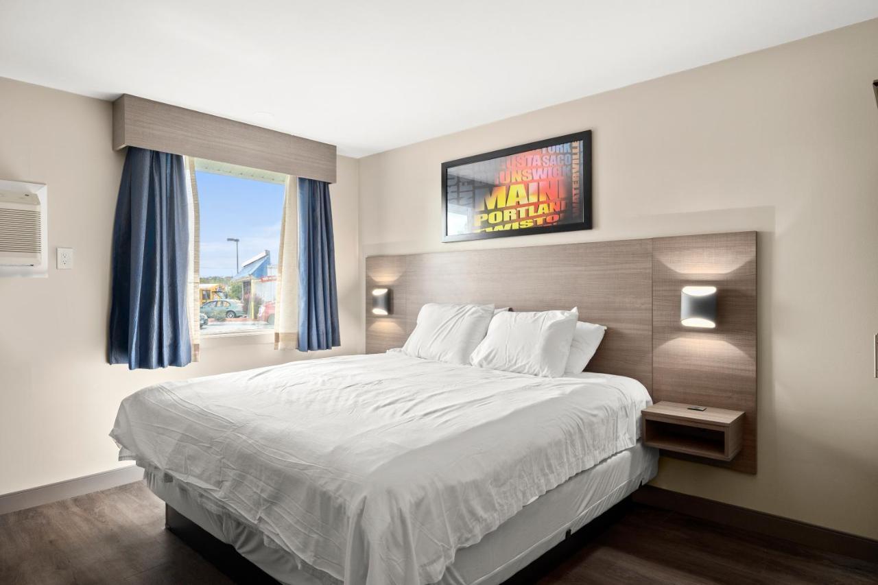 The Elmwood Motel Waterville Bagian luar foto